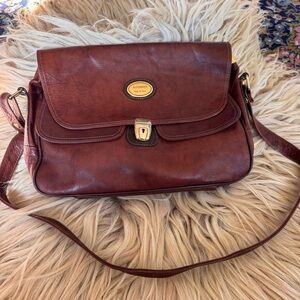 Alexander Leather Shoulderbag